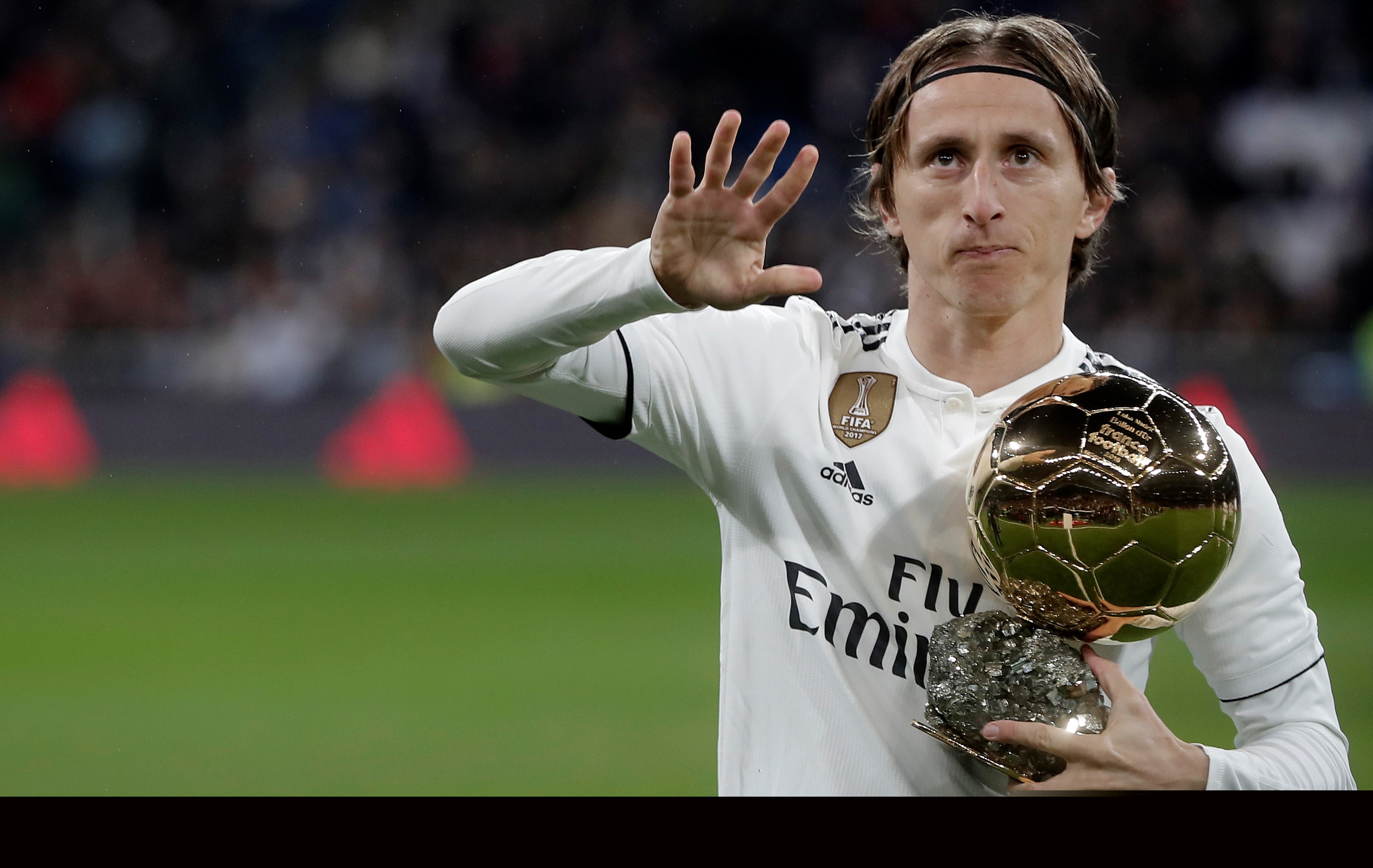 日职联战报：两队屡失良机，东京绿茵0-0福冈黄蜂