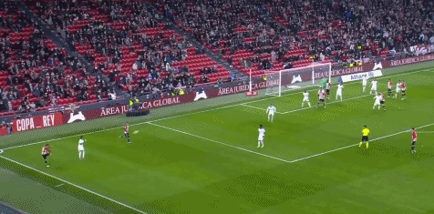 弗拉格砍下35分8篮板，莱昂纳德贡献30分，独行侠客场险胜快船