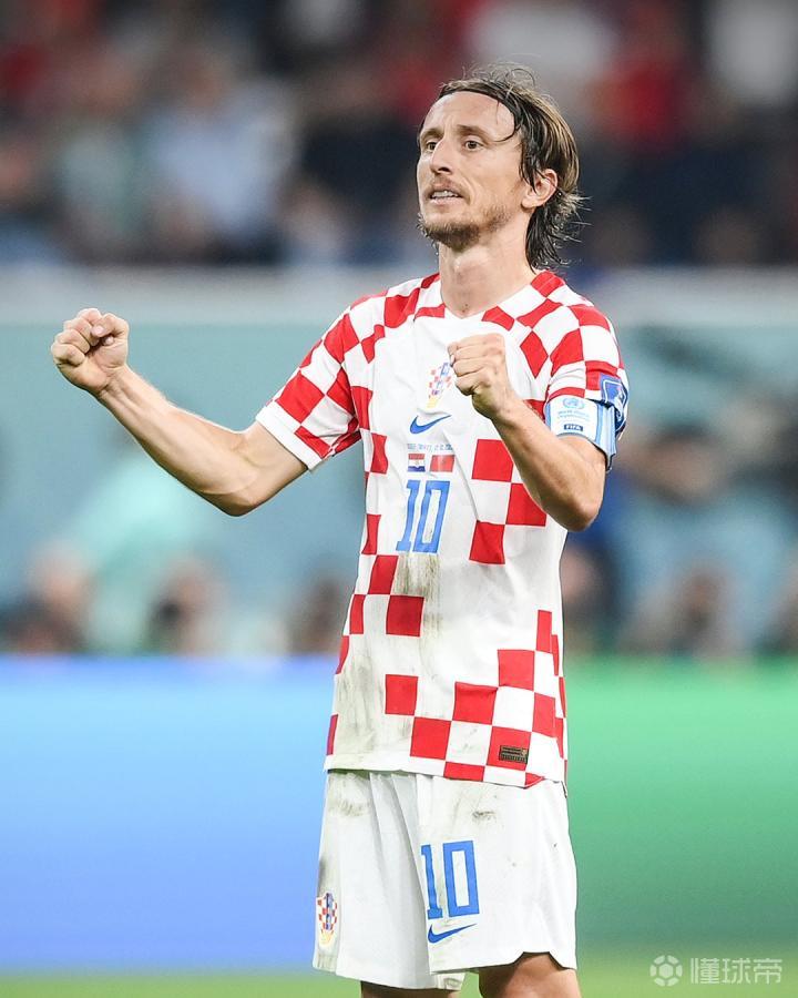 NBA：马刺惨遭连败 文班亚马表现亮眼